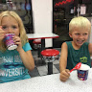 Meet your Posher, Caroline